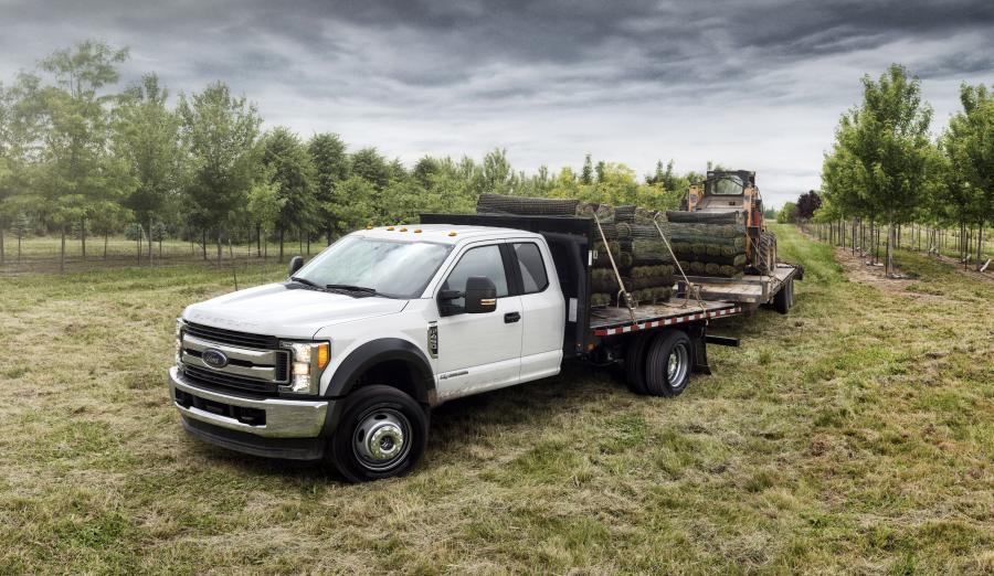  Ford F-450 XLT Super Duty Chassis Cab 2016 года  (NA) (фото 2 из 2)